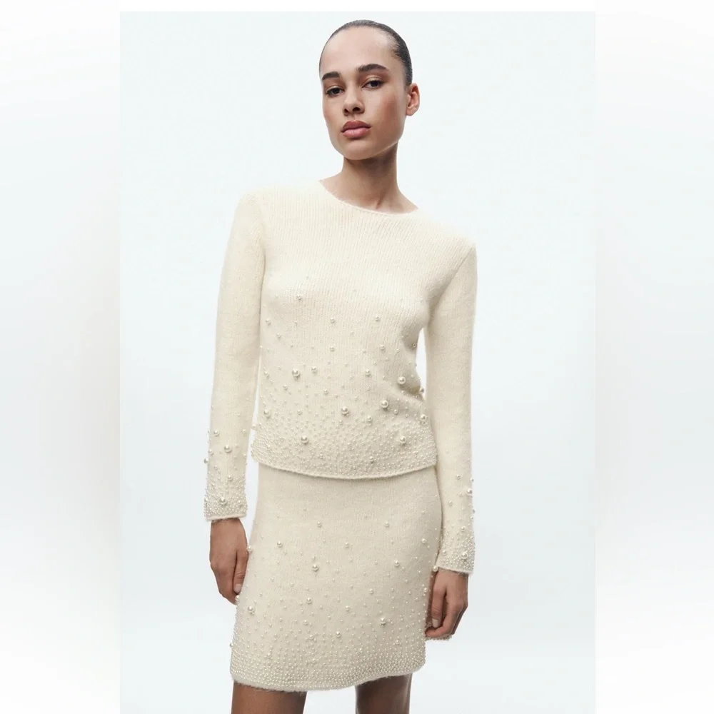 PEARL KNIT MINI SKIRT - Picture 5 of 9